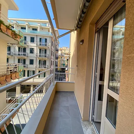 Corso Dante's Paradise Purple - Exclusive In Apartment