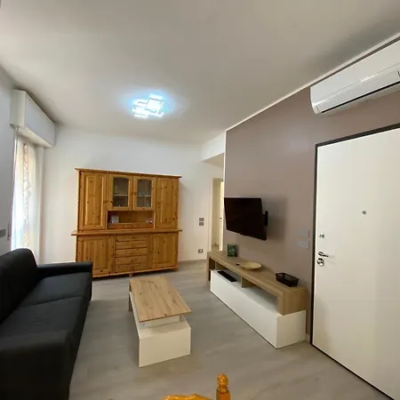 Corso Dante's Paradise Purple - Exclusive In Appartement Alassio